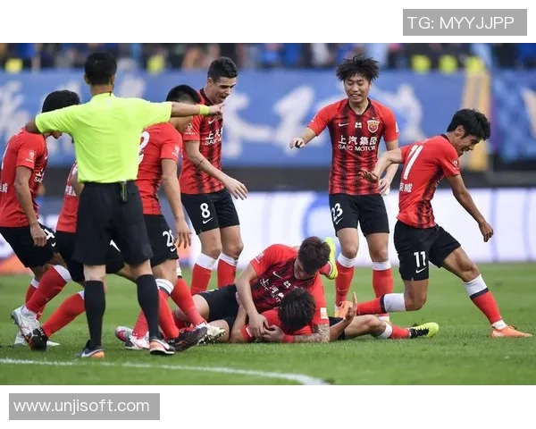 2019年中超精彩对决上海上港迎战江苏苏宁全场回顾与分析