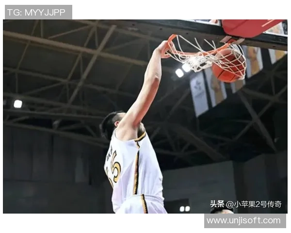 CBA常规赛第45轮精彩对决广东队迎战辽宁队全力争胜展现篮球魅力 CBA常规赛第45轮精彩对决广东队迎战辽宁队全力争胜展现篮球魅力